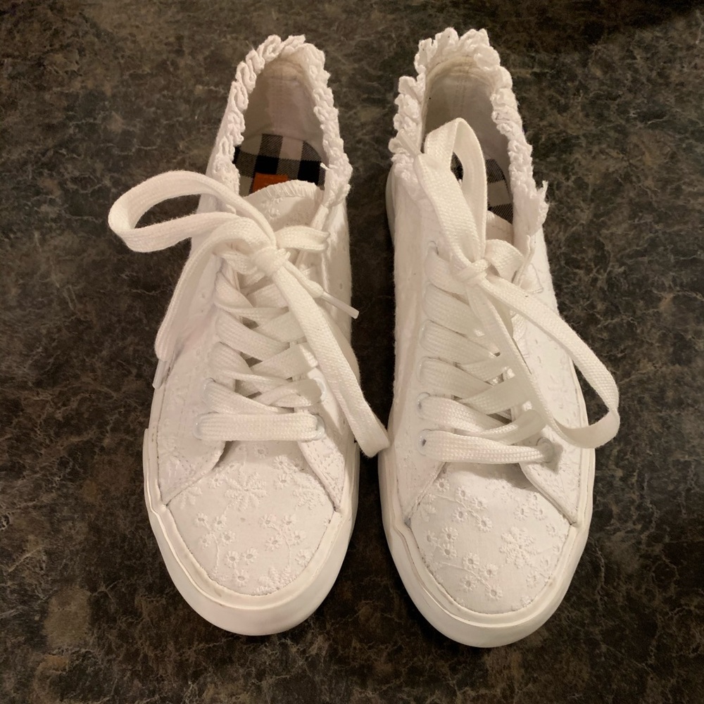 Eyelet RocketDogs